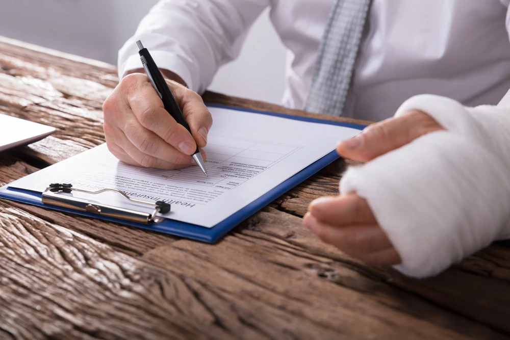 Blog - Difference Between Workers Compensation and Personal Injury in Georgia
